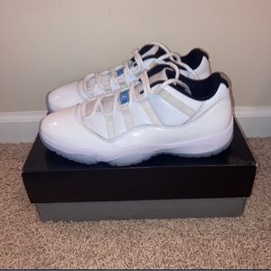 Jordan 11 low “legend blue”